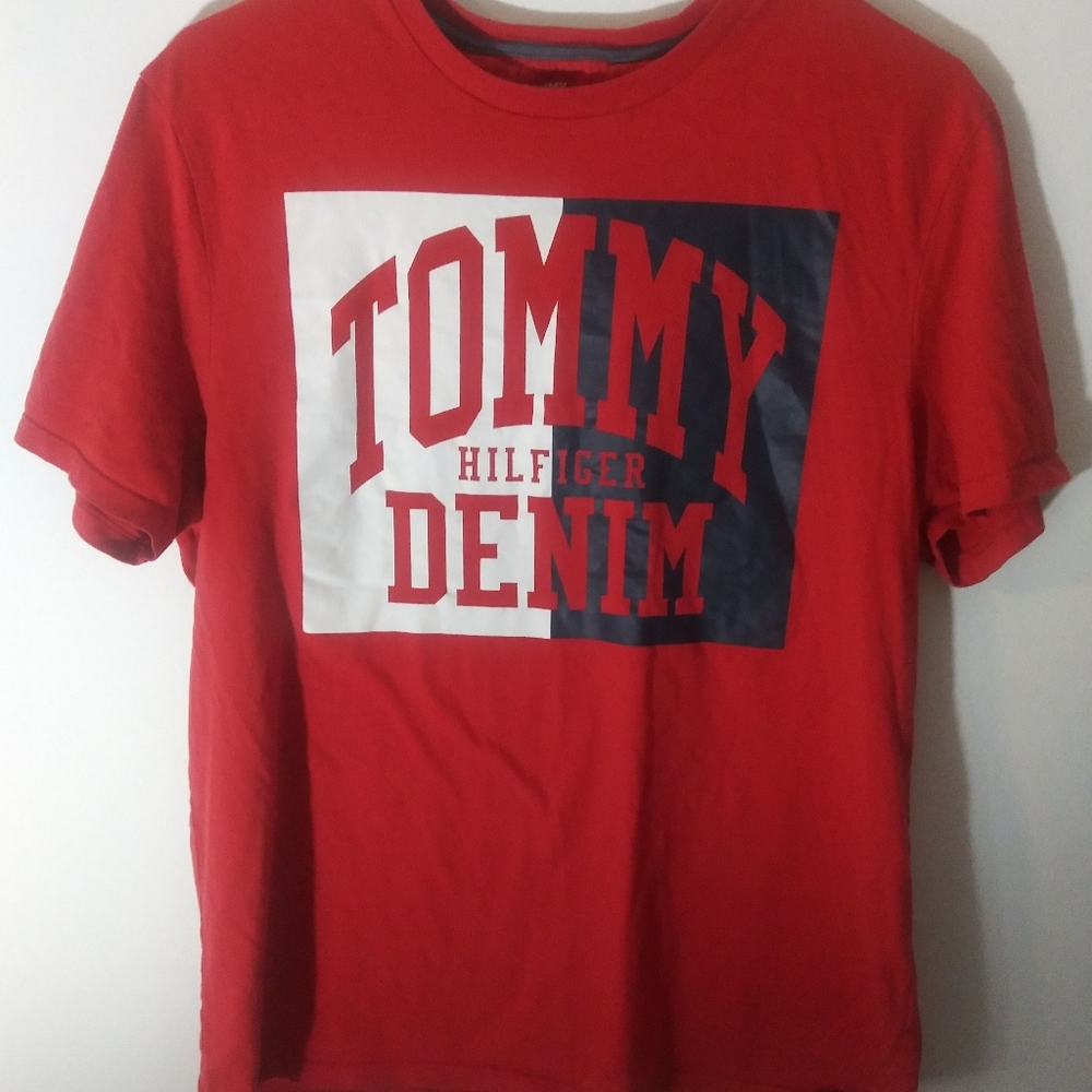 Tommy Hilfiger jeans t-shirt size Medium